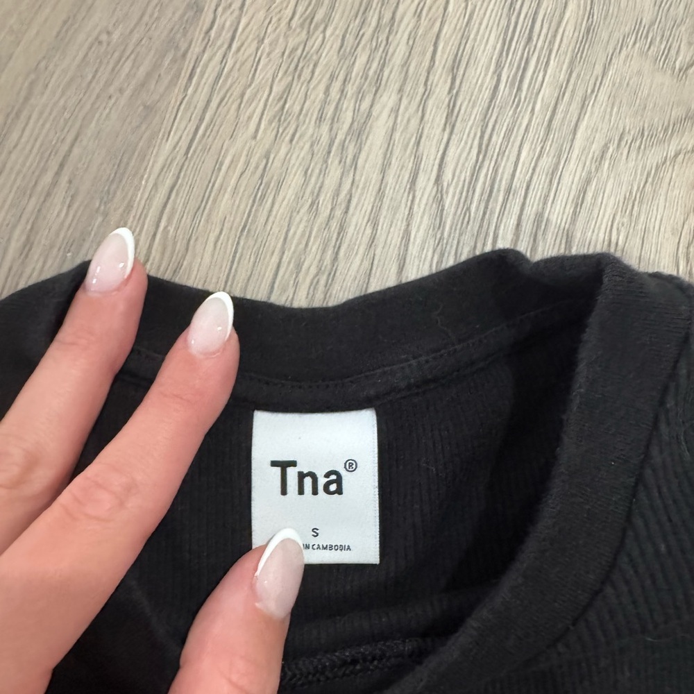 TNA Black Ribbed T-Shirt - Picture 3 of 3